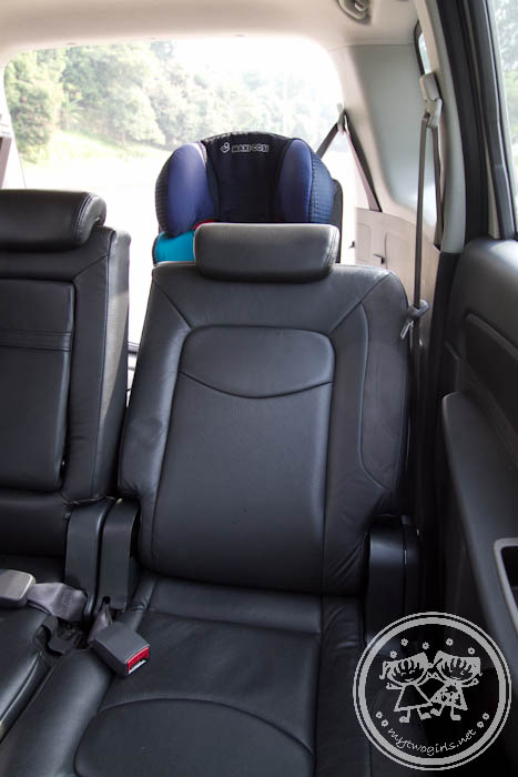 Proton Exora 2nd row